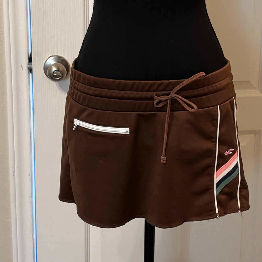 Hollister Y2K Vintage Micro Mini skirt Medium brown elastic waist pocket